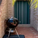House With Garden In *