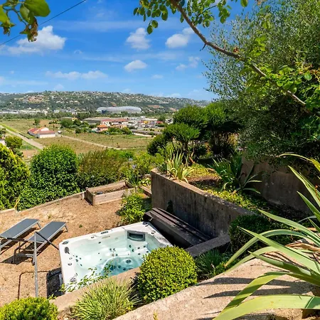 House With Garden In Saint-Laurent-du-Var